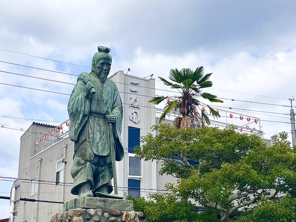 🗿 3년 자는 네타로 동상(산넨 네타로 조) 이미지 4